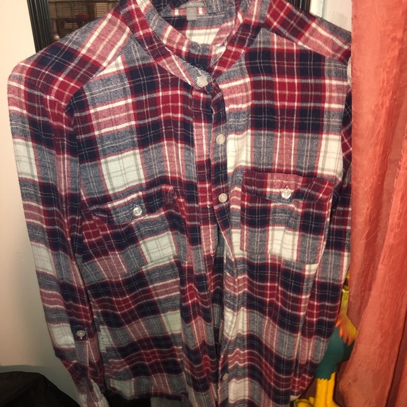 Flannels - Picture 3 of 4